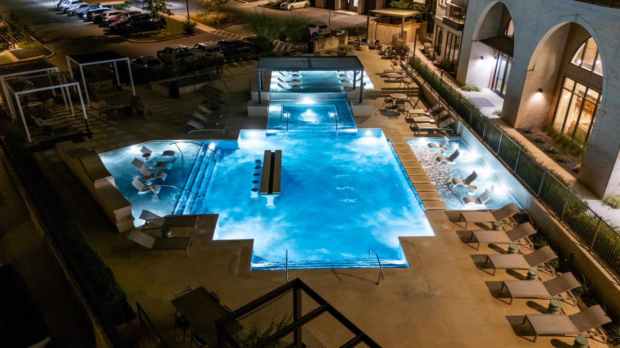 DJI_20250929202924_0346_D-HDR